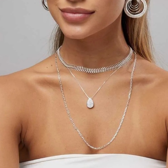 Elegant Silver Hoop Earrings - Picture 13 of 13